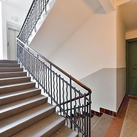 Old Town Sq. Apartment Прага Экстерьер фото
