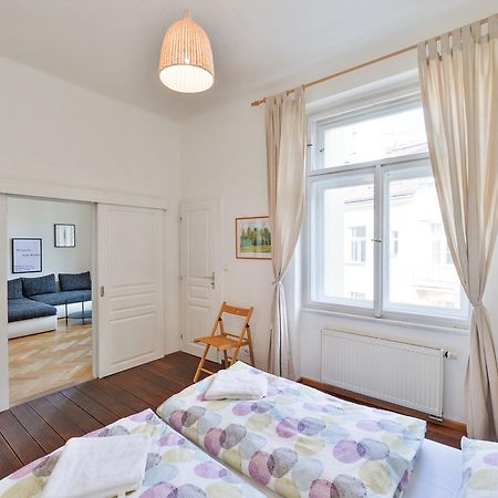 Old Town Sq. Apartment Прага Экстерьер фото